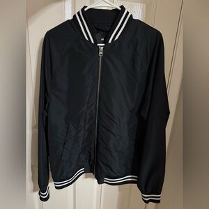 H&M Men’s Black Bomber Jacket w Striped Collar